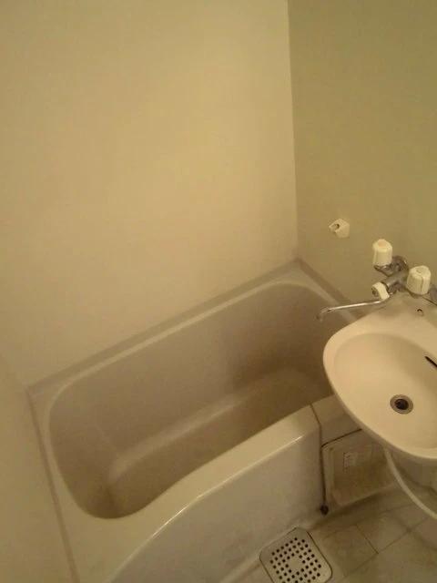 バス・シャワールーム　別号室イメージ写真