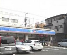 コンビニ　ローソン 横浜前里町三丁目店（コンビニ）まで154m