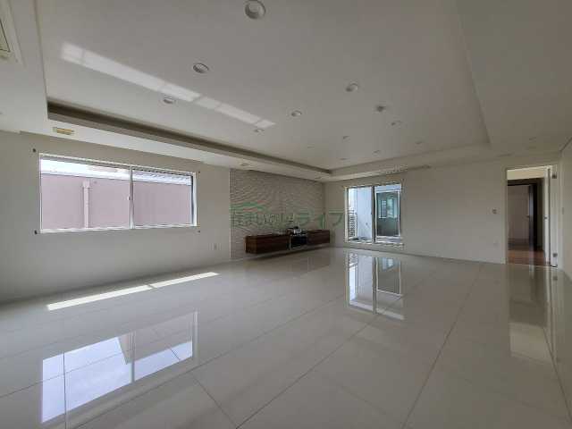 バス・シャワールーム　別部屋の参考写真で御座います。