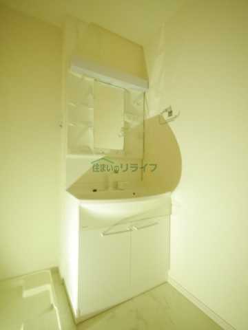 洗面設備　別部屋の参考写真で御座います。