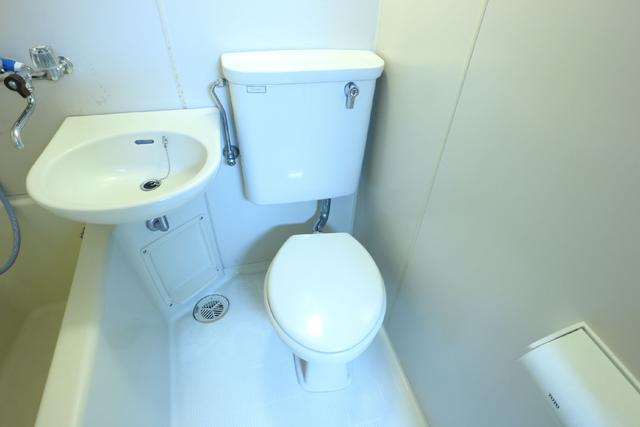 トイレ　トイレ