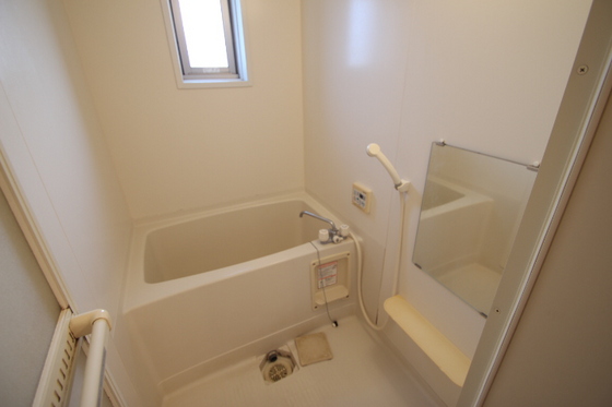 バス・シャワールーム　※他号室の写真です