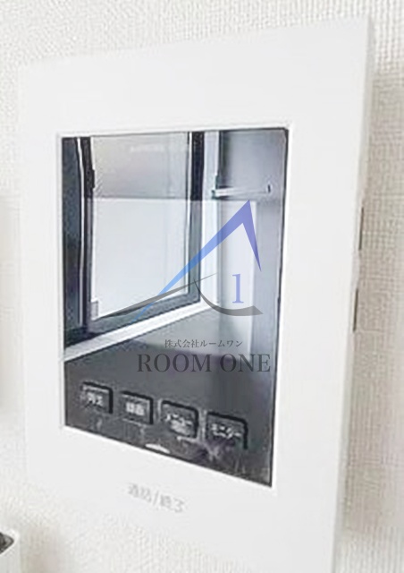 セキュリティ　モニター付きインターホンです。