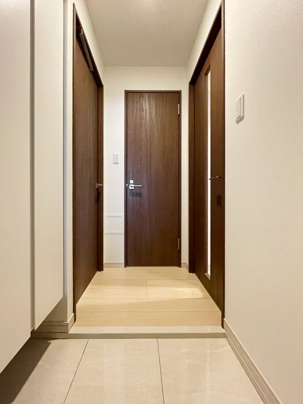 玄関　別号室の参考写真