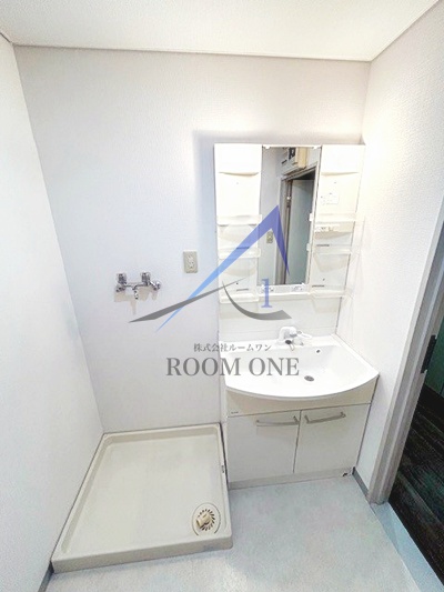 洗面設備　洗面台です。