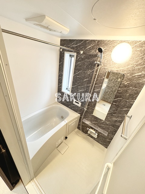 バス・シャワールーム　日々の疲れを癒すお風呂です♪