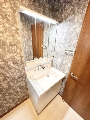 洗面設備　忙しい朝には欠かせない洗面所です♪