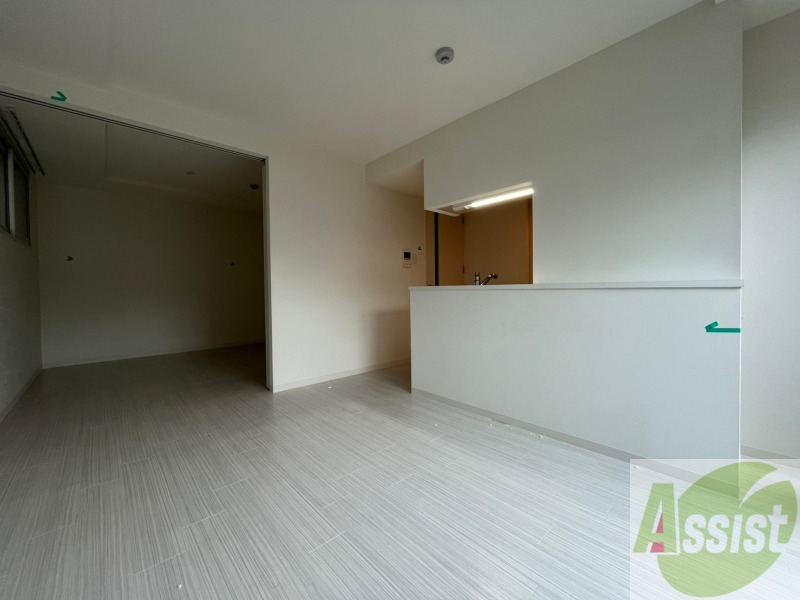 居室・リビング　広くてキレイなお部屋が広がっていて、充実した生活が送れそう。