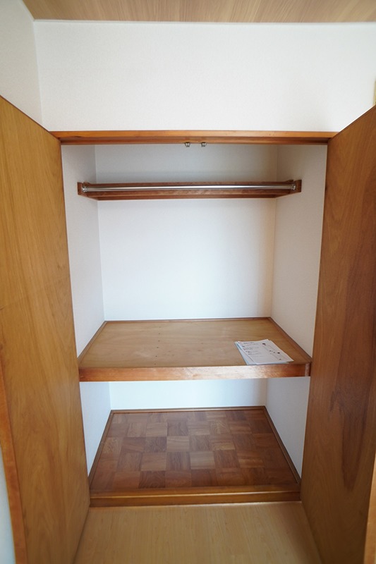 収納　三段に分かれた収納スペースです♪