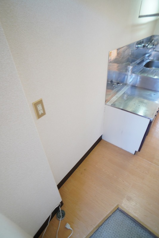 その他　室内洗濯機置き場です。写真は別室です。