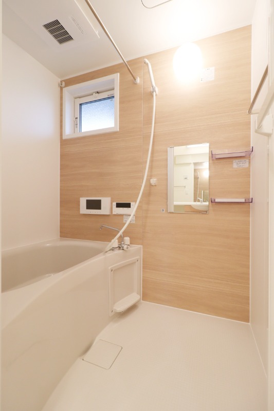 バス・シャワールーム　図面と現状に相違がある場合には現状を優先