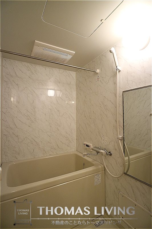 バス・シャワールーム　写真は同型別物件・現況優先