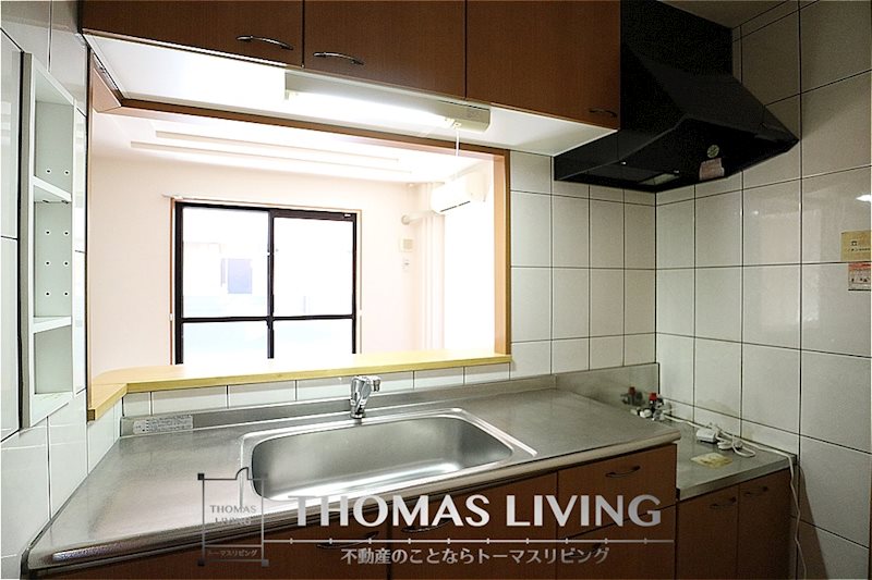 キッチン　写真は同型別物件・現況優先