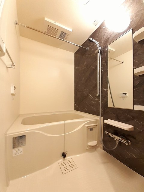 バス・シャワールーム　清潔な浴室！