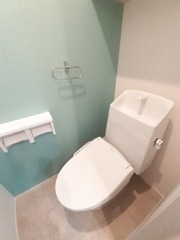 トイレ　トイレもきれいです