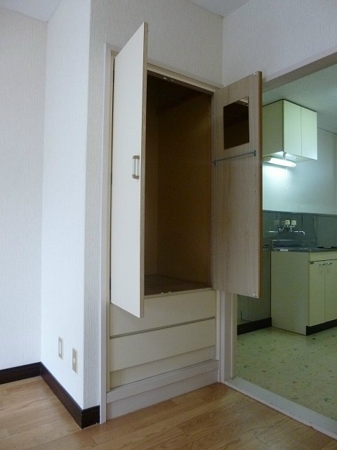 収納　※写真は　106号室