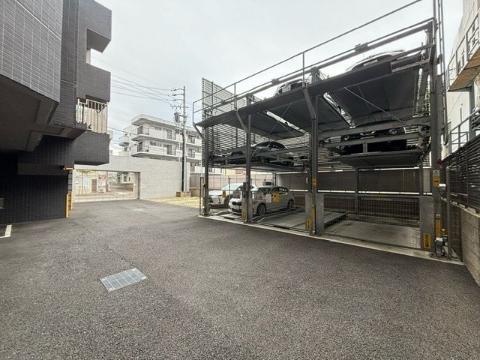 駐車場　外観写真（昼）