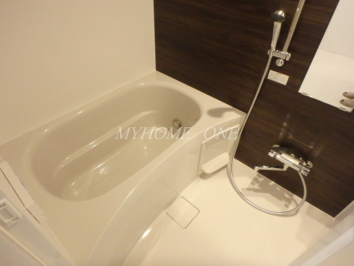 バス・シャワールーム　追焚バス