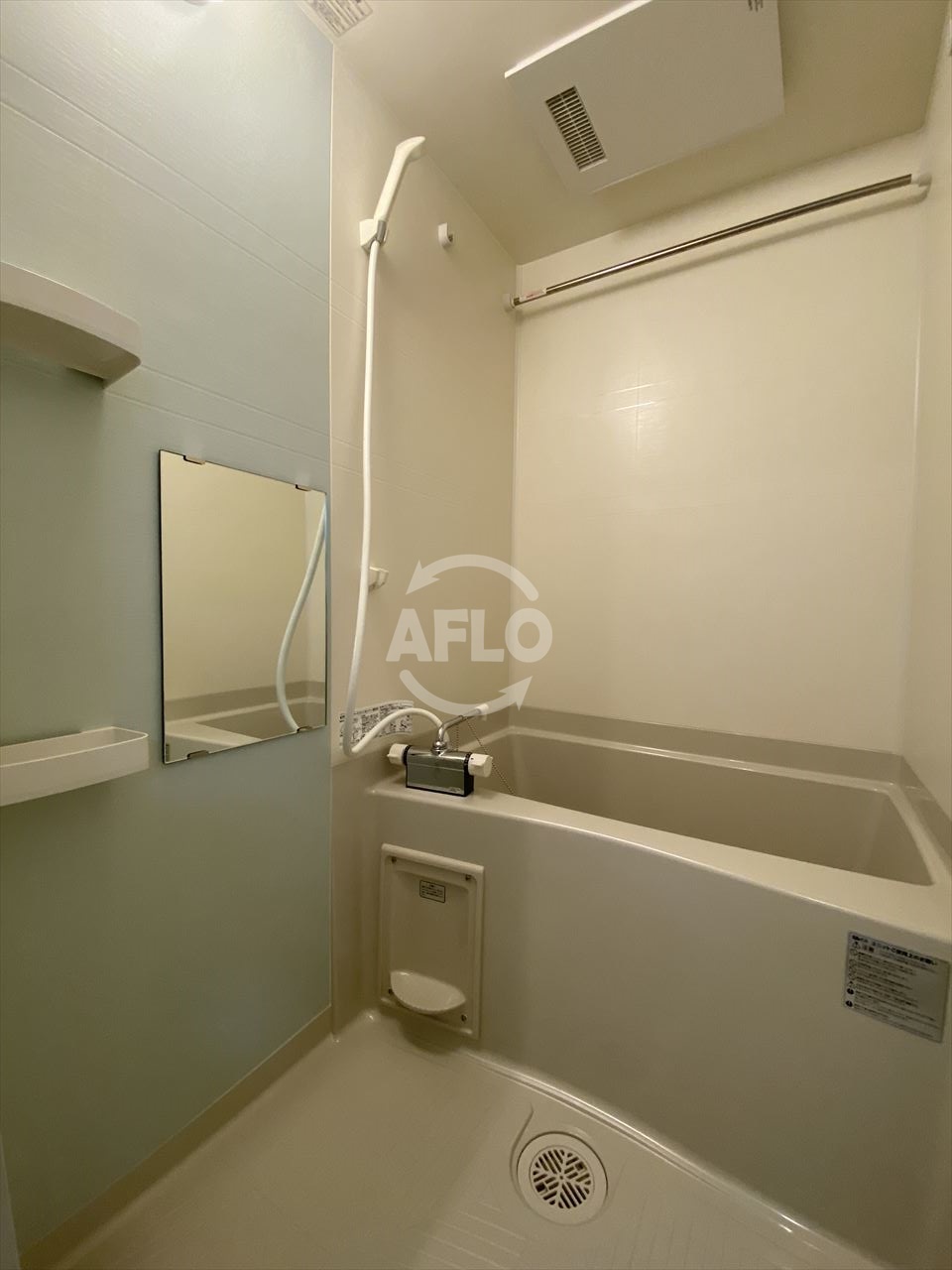 バス・シャワールーム　NEO CION　浴室