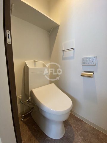 トイレ　NEO CION　温水洗浄便座