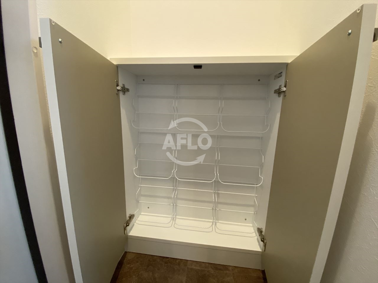 収納　NEO CION　シューズボックス