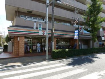 コンビニ　セブンイレブン 武蔵野郵便局前店（コンビニ）まで372m
