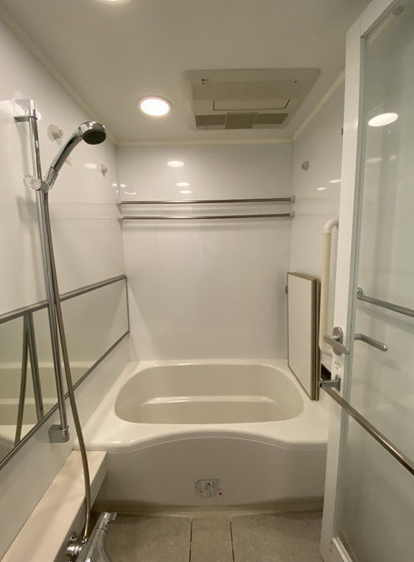 バス・シャワールーム　別部屋参考写真