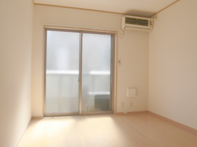 居室・リビング　フローリングのお部屋は人気があります！