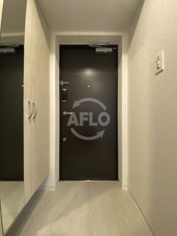 玄関　エスリードレジデンス大阪福島フロント　玄関