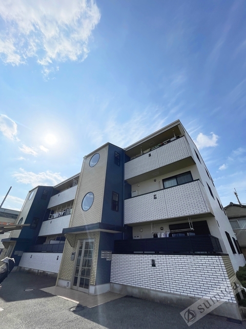 建物外観　オシャレなお家です♪♪