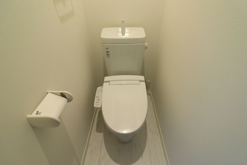 トイレ　別部屋参考写真