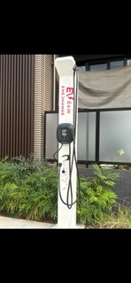 その他　高速充電器