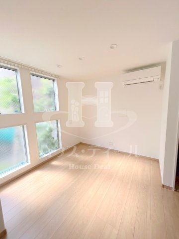 居室・リビング　居間です