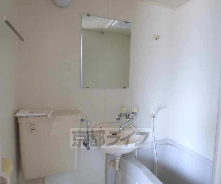 洗面設備　洗面台です。