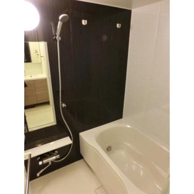 バス・シャワールーム　※写真は同タイプ住戸です。