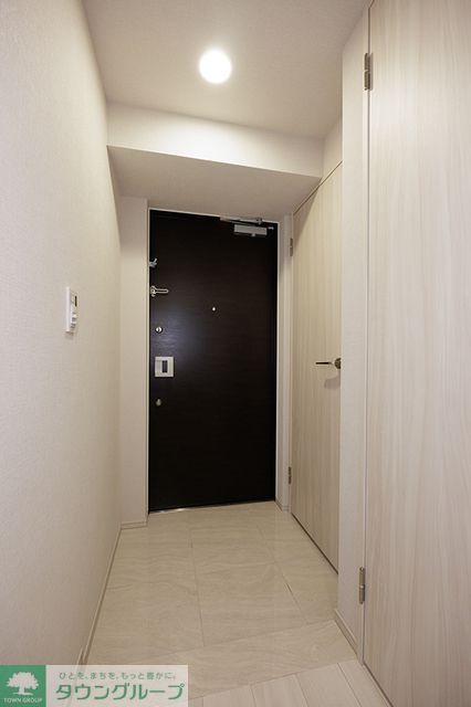玄関　※写真は同タイプ住戸です。