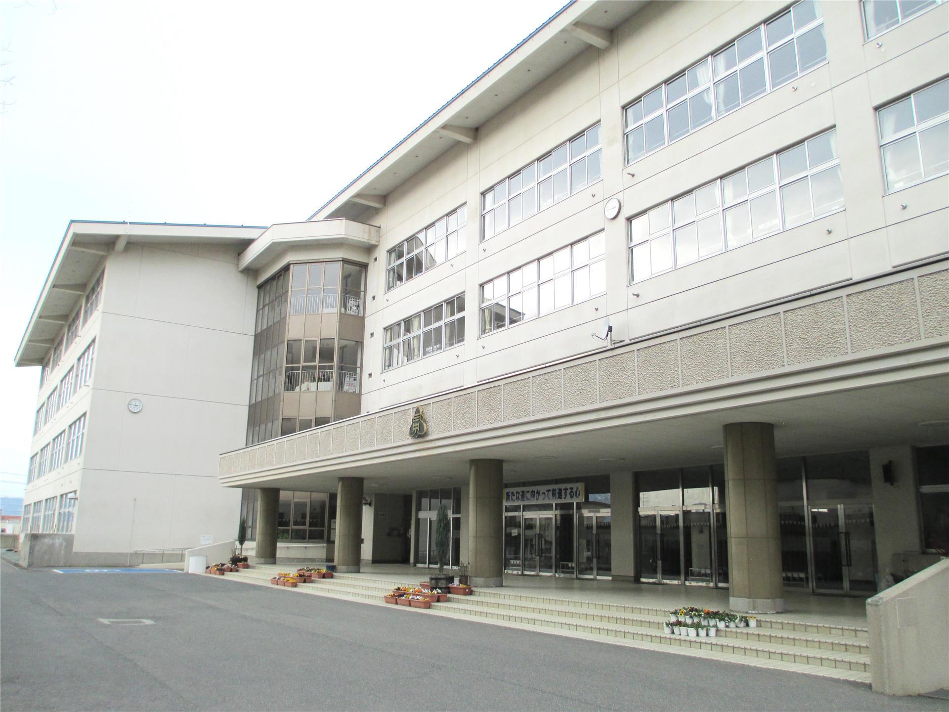 中学校　山形第三中学校（中学校）まで150m