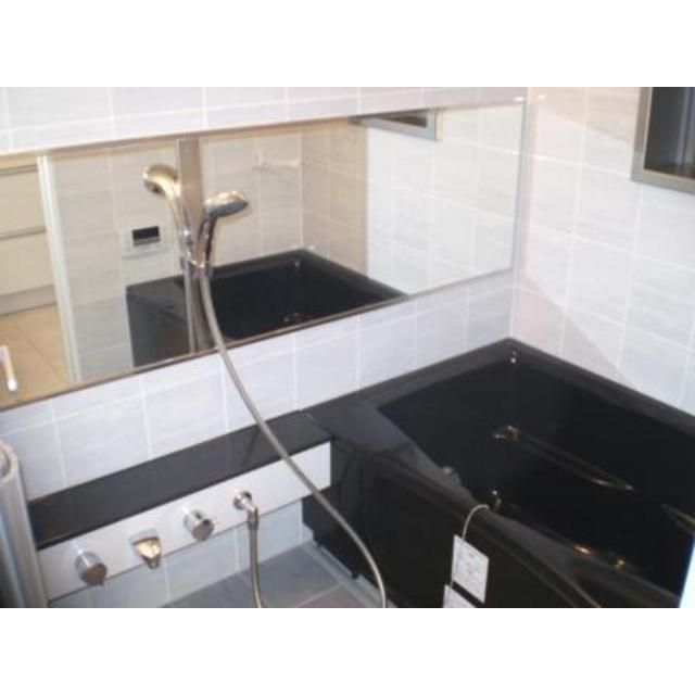 バス・シャワールーム　お風呂です