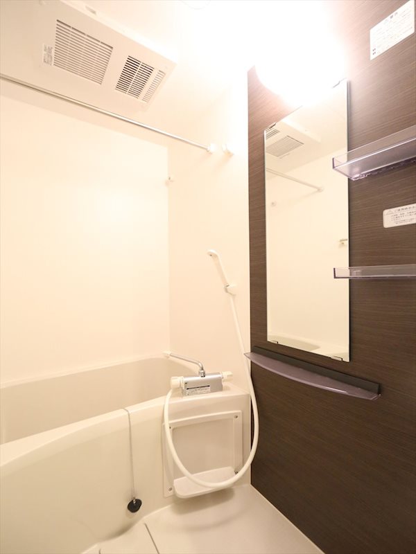 バス・シャワールーム　バスルーム　浴室暖房乾燥機付き　同仕様写真