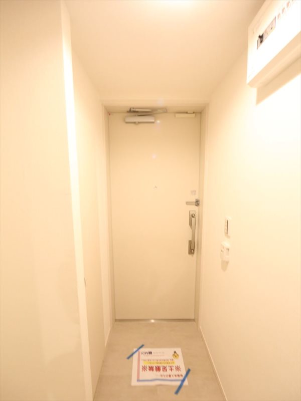 玄関　玄関　シューズボックス付（収納充実してます）　同仕様写真