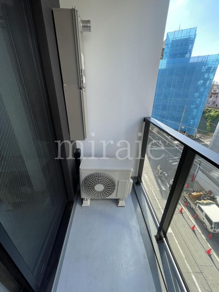 バルコニー　別部屋の参考画像です