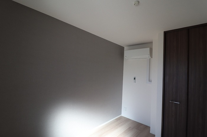 その他部屋・スペース　各居室にエアコン設置済みです★