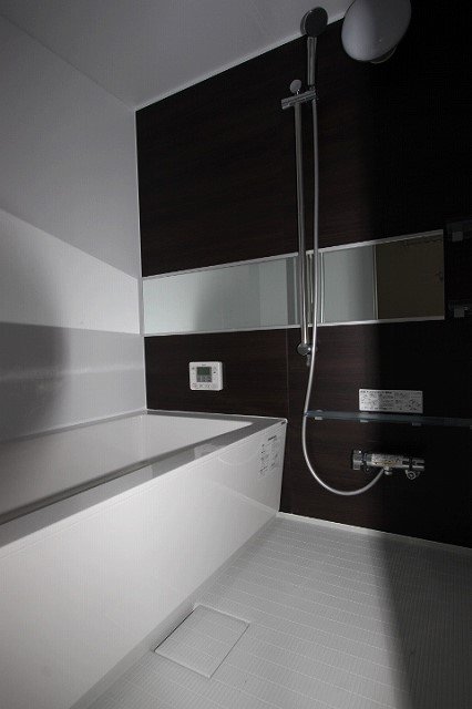 バス・シャワールーム　同物件別号室の写真です。