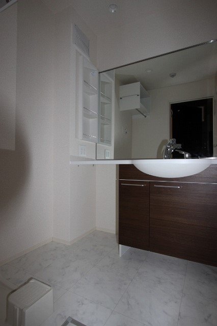 洗面設備　同物件別号室の写真です。