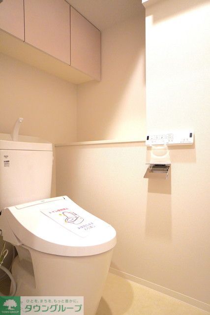 トイレ　※写真は同タイプ住戸です。