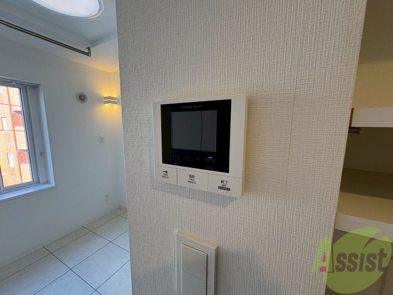 セキュリティ　インターホンは通話ができるので急な訪問があっても安心です。