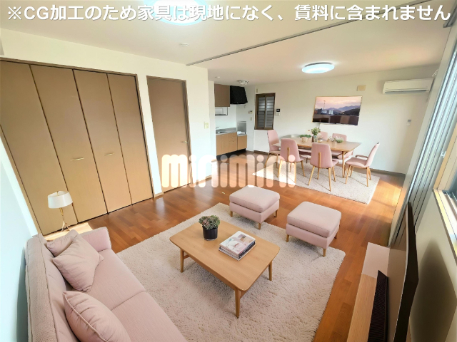 居室・リビング　※ＣＧ加工のため、家具は現地になく賃料に含まれません。