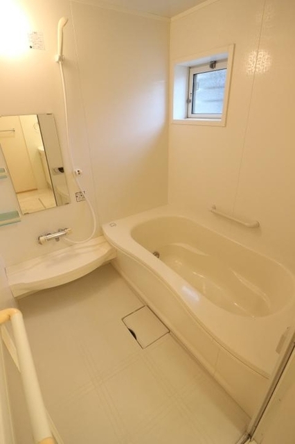 バス・シャワールーム　浴室