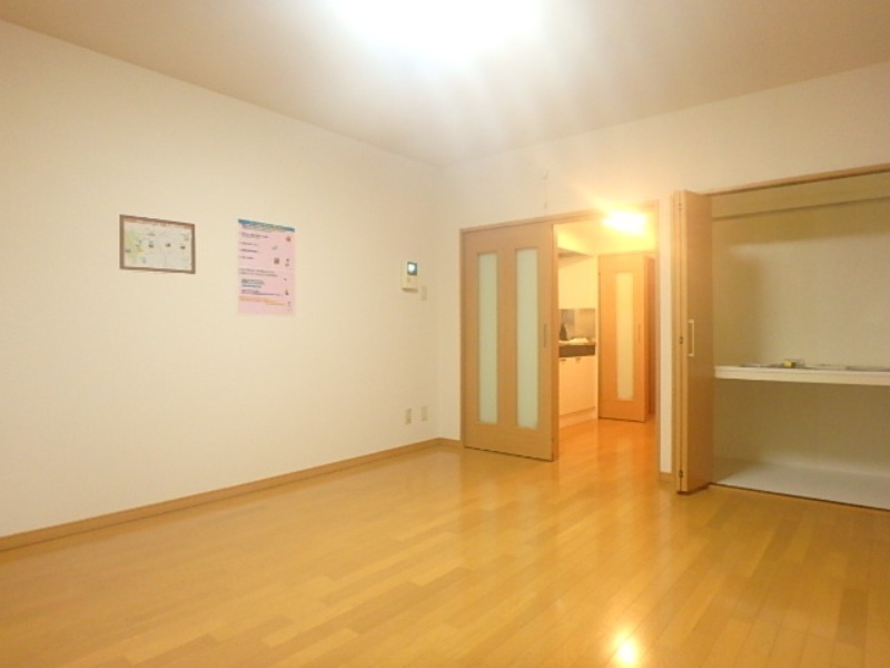 居室・リビング　図面と現状に相違がある場合には現状を優先