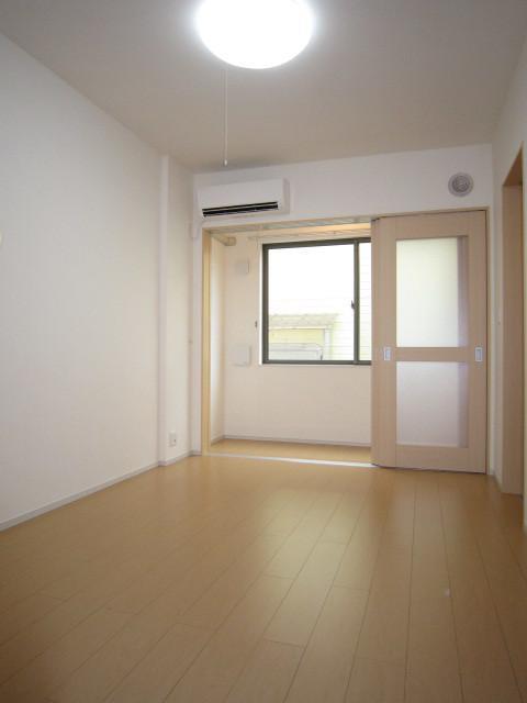 居室・リビング　リビング